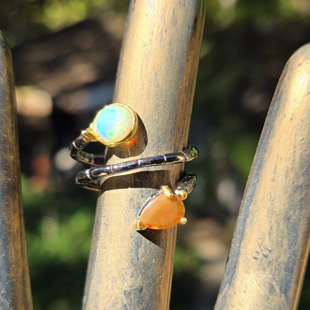 Opal Natural Gemstone Fire & Crystal Opal Snake Sterling Rhodium & Gold Ring Sz7 - Picture 4 of 10